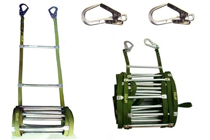 Thang dây chữa cháy